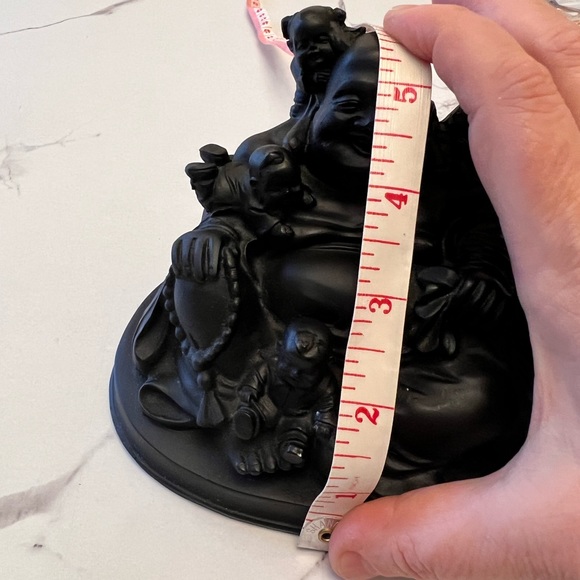 A statue of Buddha - Picture 5 of 7